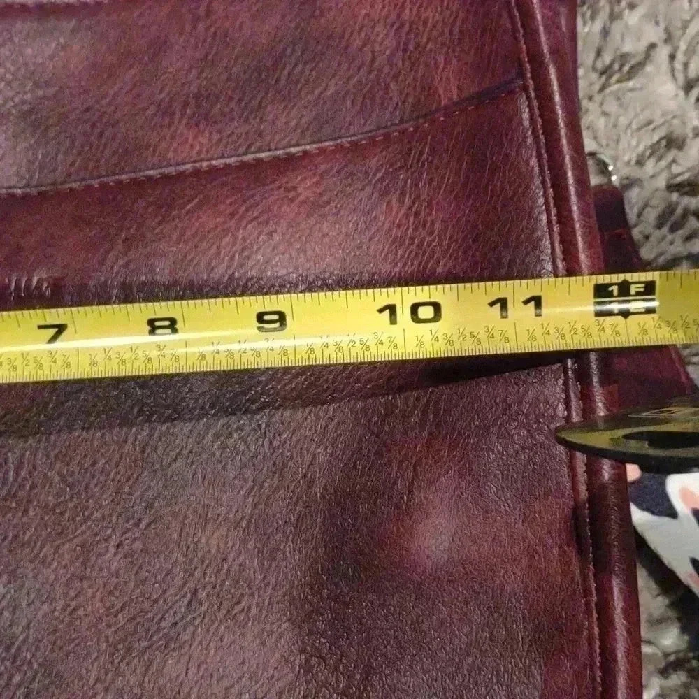 HKCLUF Vegan Leather Crossbody Bag with Guitar Straps‎ Brown - Picture 8 of 9